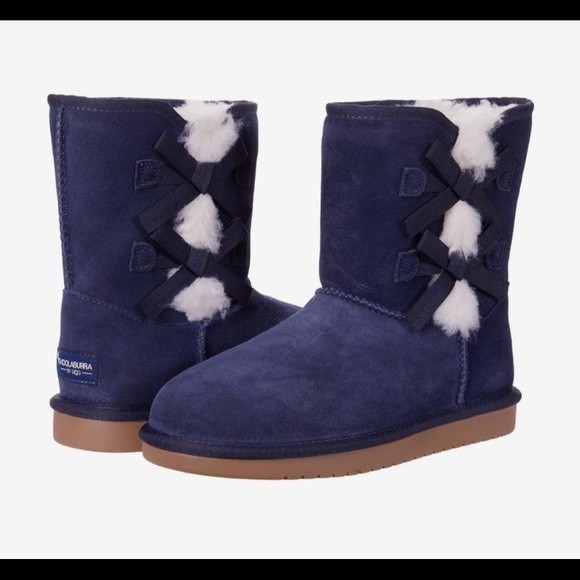 Koolaburra Victoria Short Shearling Boot - Picture 1 of 6